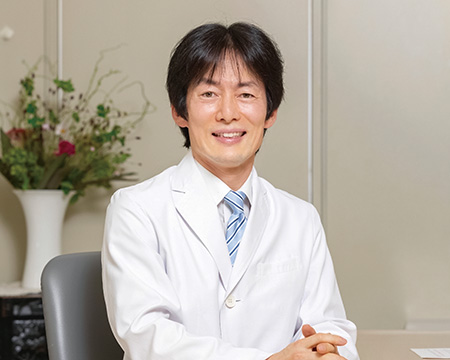 �R�R���̕s���͉h�{�Ɛ[�����т��Ă���B�u�h�{�^���v�������I