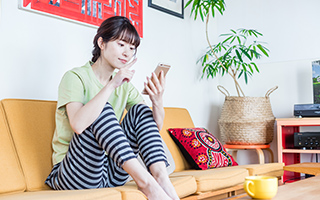 ���肷���Ă��܂��񂩁H���{�l�͐��E��g������ςȂ��h