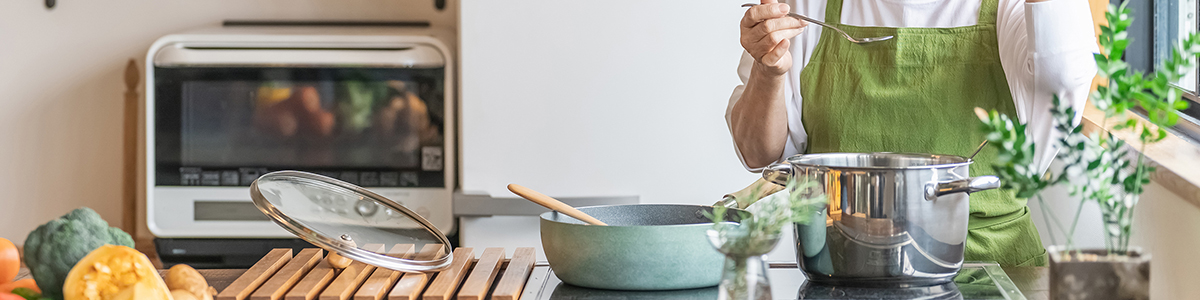 �����ƐH�ׂĂ���̂ɉh�{�s���H �V�j�A����ɑ����u��h�{�v�ɂ����ӁI