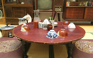 �u�H�ׂ�̂�����t�v�`��\������В��E�����̃��b�Z�[�W�`�@